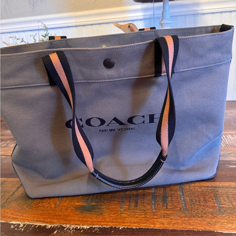 Coach Tote